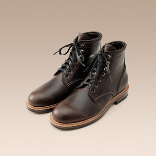 Edmund Plain Toe Boot Brown